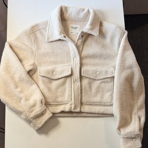 Abercrombie & Fitch Cream Sherpa Cropped Jacket